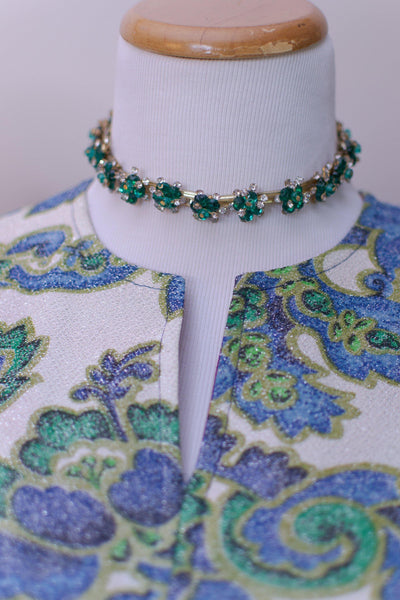 Vintage Emerald Crystal Rhinestone Flower Choker Necklace by 1950s - Vintage Meet Modern Vintage Jewelry - Chicago, Illinois - #oldhollywoodglamour #vintagemeetmodern #designervintage #jewelrybox #antiquejewelry #vintagejewelry